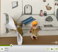 Screenshot mit einer Playmobil Frau und einem Playmobil Engel